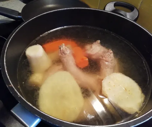 Táhlými vývary proti chřipce a nachlazení
